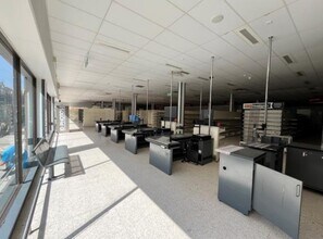 59-71 Holton Rd, Barry en alquiler Foto del interior- Imagen 2 de 3