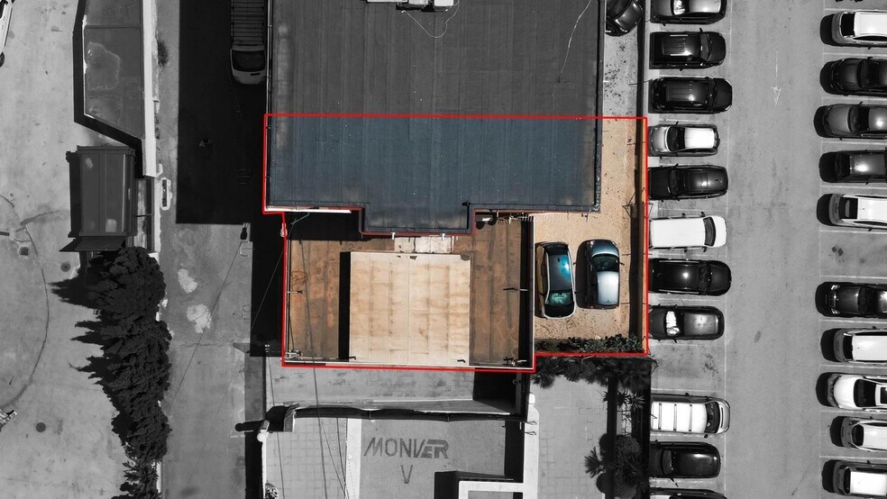 Local en Benidorm en venta - Vista aérea - Imagen 2 de 28