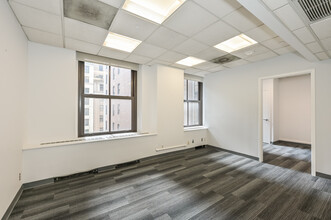 18 E 41st St, New York, NY en alquiler Foto del interior- Imagen 2 de 6