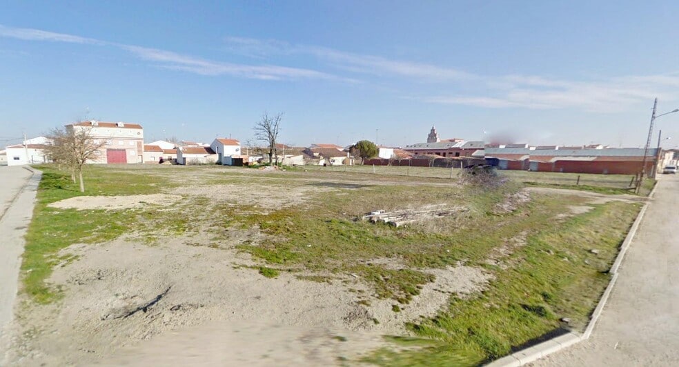 Terreno en Cantalapiedra en venta - Foto del edificio - Imagen 3 de 8