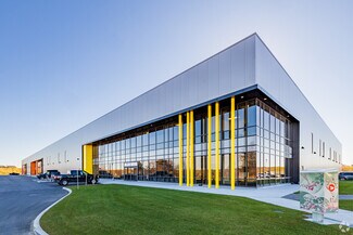 Más detalles de Russell Rd-Building E1, Ottawa, ON - Nave en alquiler