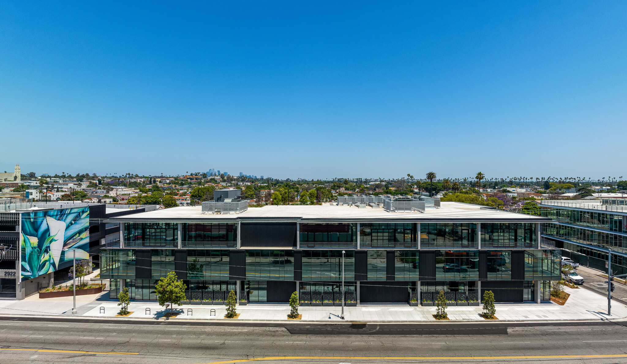 2922 Crenshaw Blvd, Los Angeles, CA en alquiler Foto del edificio- Imagen 1 de 9