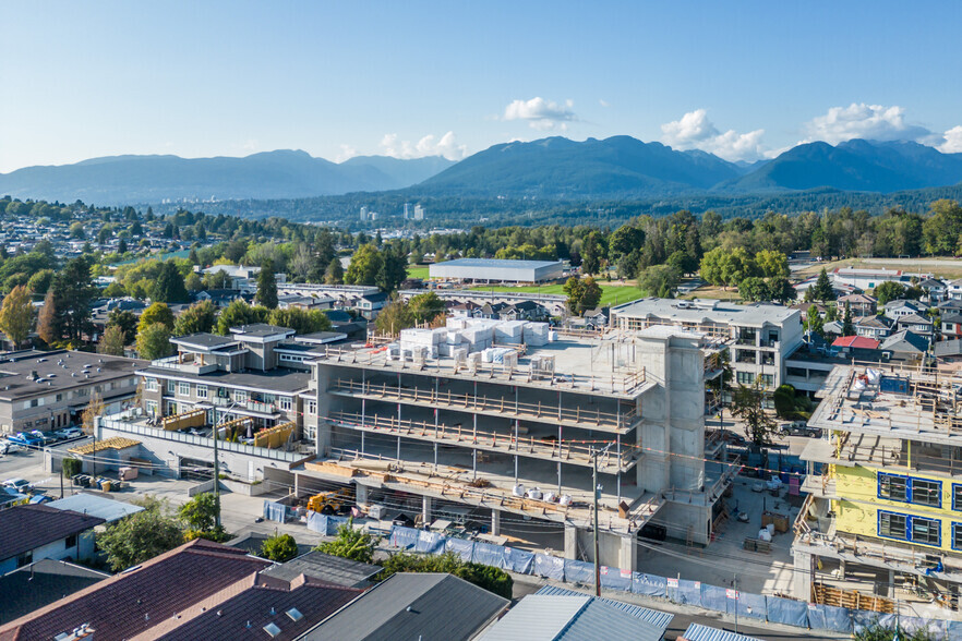 4718 Hastings St, Burnaby, BC en venta - Foto del edificio - Imagen 3 de 4