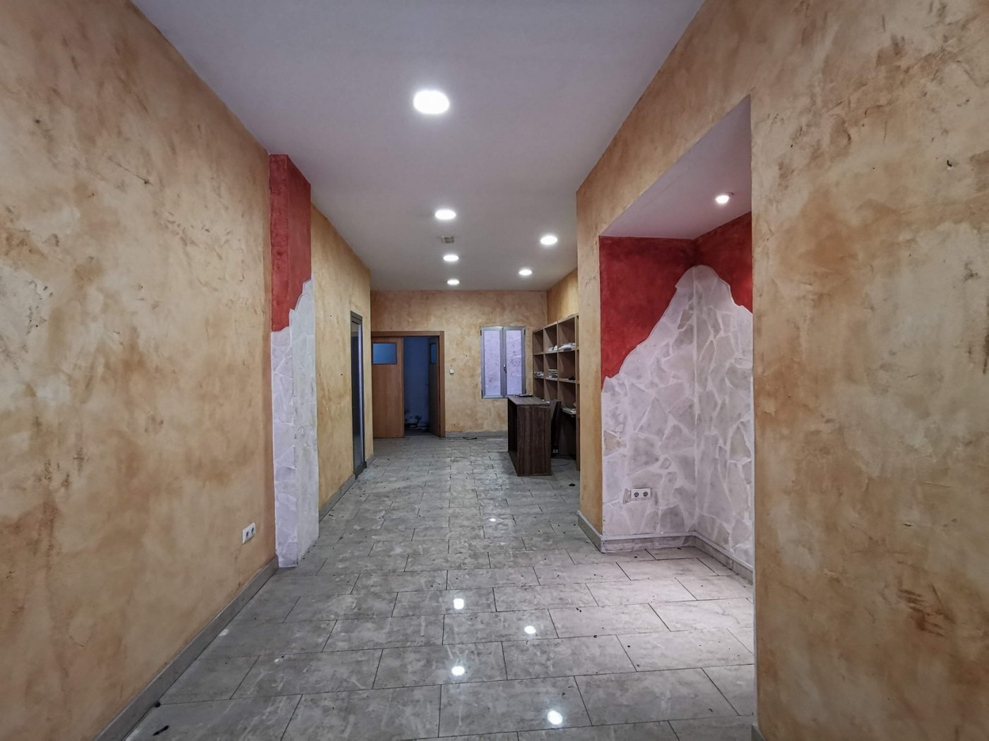 Local en Elche, Alicante en alquiler Foto del interior- Imagen 1 de 11