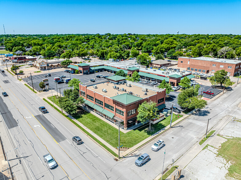 300-318 S Main St, Weatherford, TX en alquiler - Foto del edificio - Imagen 1 de 12