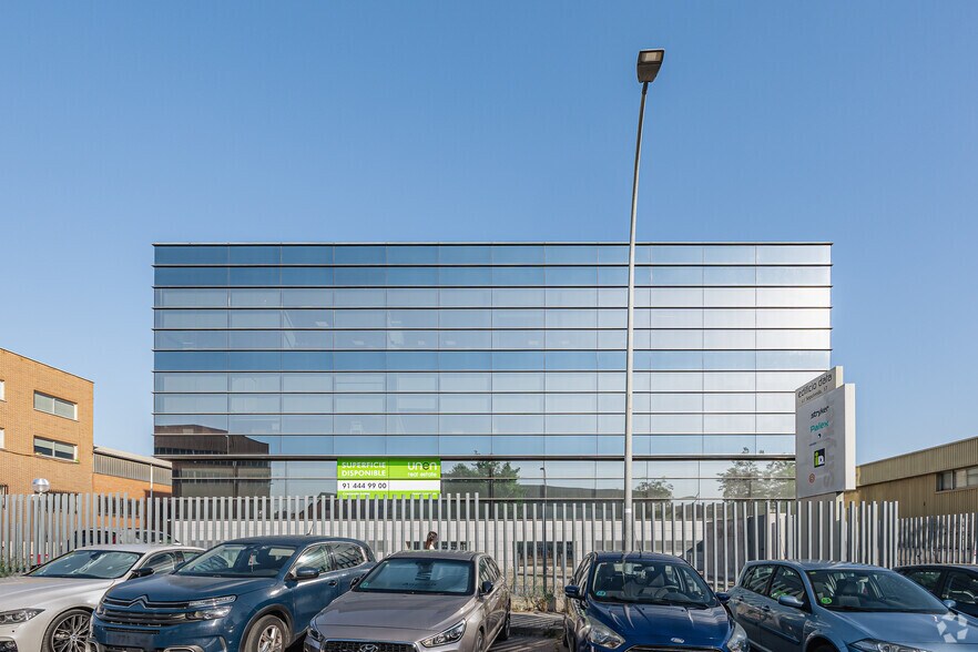 Calle Sepúlveda, 17, Alcobendas, Madrid en alquiler - Foto del edificio - Imagen 3 de 3