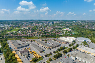 588 Edward Ave, Richmond Hill, ON - VISTA AÉREA  vista de mapa