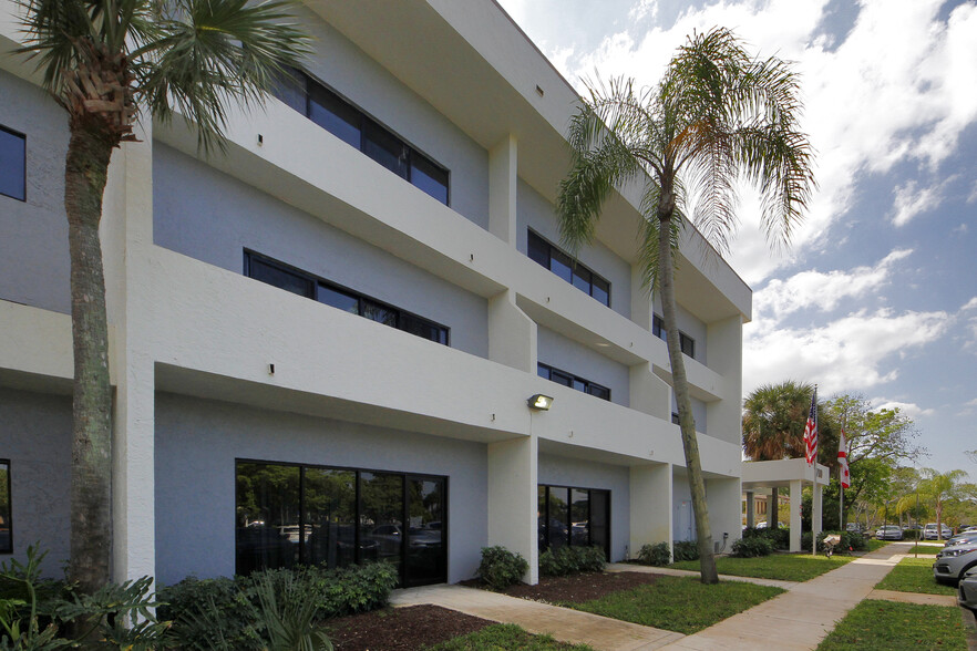 5700 Lake Worth Rd, Greenacres, FL en alquiler - Foto del edificio - Imagen 3 de 4