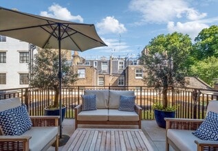 100-106 Kensington High St, London en alquiler Foto del interior- Imagen 1 de 6