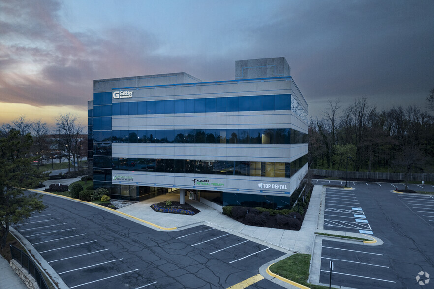 950 Herndon Pkwy, Herndon, VA en alquiler - Foto del edificio - Imagen 2 de 12