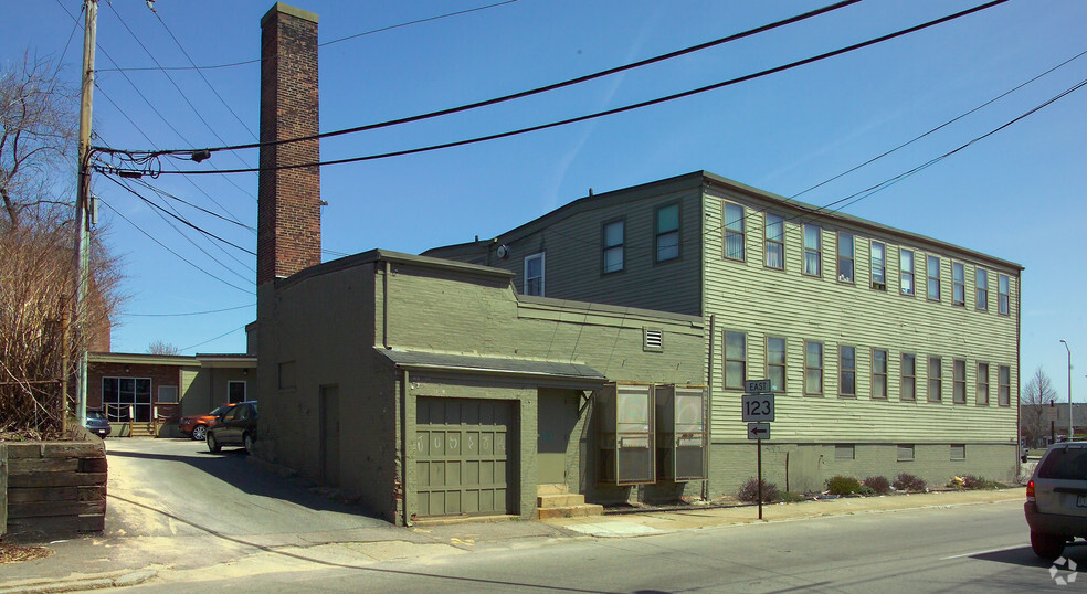 142 Crescent St, Brockton, MA en alquiler - Foto del edificio - Imagen 3 de 18