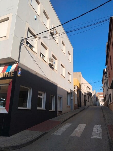 Edificio residencial en Las Pedroñeras, Cuenca en venta - Foto principal - Imagen 1 de 10