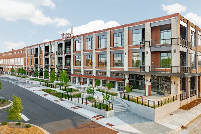 Más detalles de 220 W White St, Rock Hill, SC - Oficina, local en alquiler