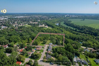 9 Lloyd St, Brantford, ON - VISTA AÉREA  vista de mapa