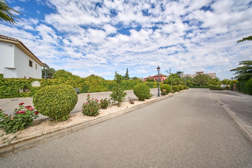 de la Romana, 5, Vegas del Genil, Granada en venta - Foto del edificio - Imagen 2 de 20