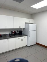 1000 W Pembroke Rd, Hallandale Beach, FL en alquiler Foto del interior- Imagen 2 de 7