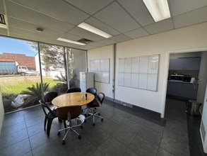 11 Tarnard Dr, Braeside en alquiler Foto del interior- Imagen 2 de 14