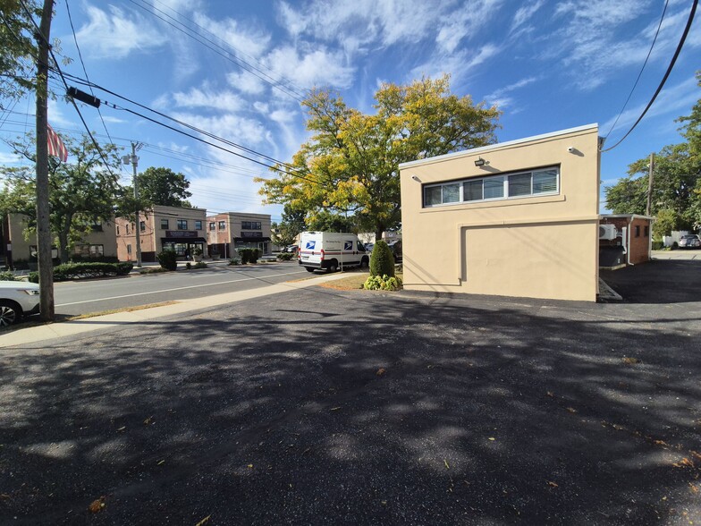 192 Hillside Ave, Williston Park, NY en venta - Foto del edificio - Imagen 3 de 13