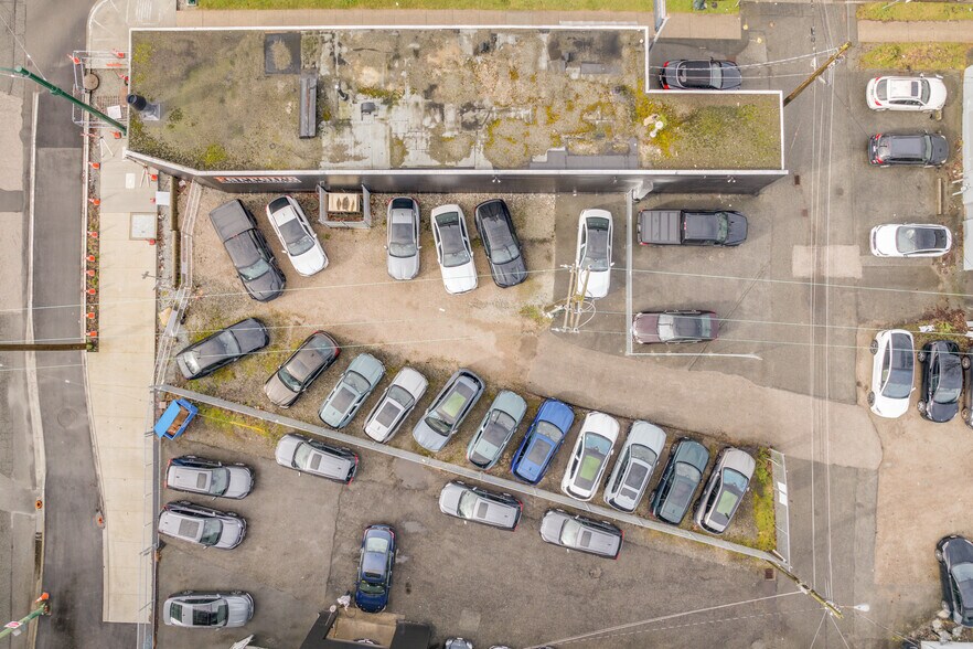 1585 5th Av W, Vancouver, BC en alquiler - Foto principal - Imagen 1 de 2