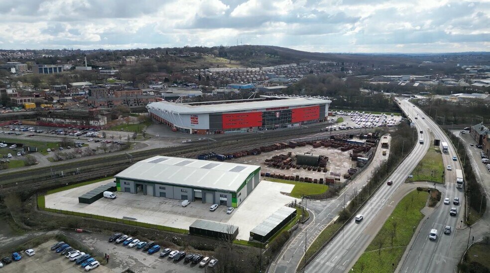 1-4 Brinsworth Street, Rotherham en alquiler - Vista aérea - Imagen 1 de 14