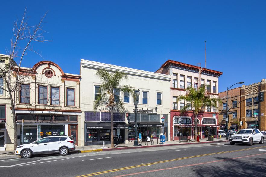 55-61 E Colorado Blvd, Pasadena, CA en alquiler - Foto del edificio - Imagen 1 de 13