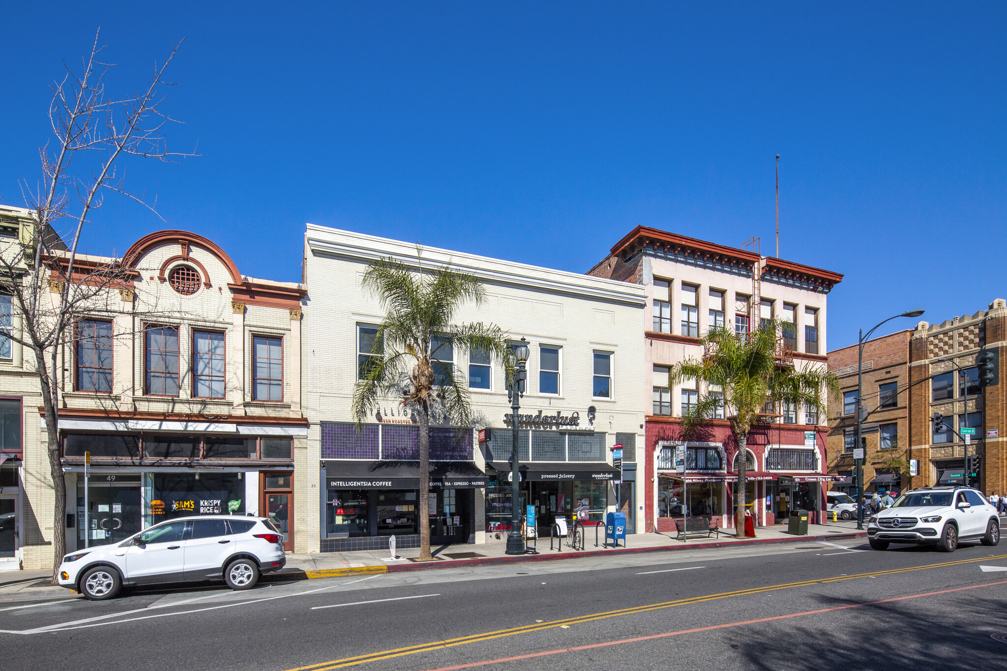 55-61 E Colorado Blvd, Pasadena, CA en alquiler Foto del edificio- Imagen 1 de 14