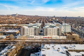 5273 Av De Courtrai, Montréal, QC - VISTA AÉREA  vista de mapa - Image1