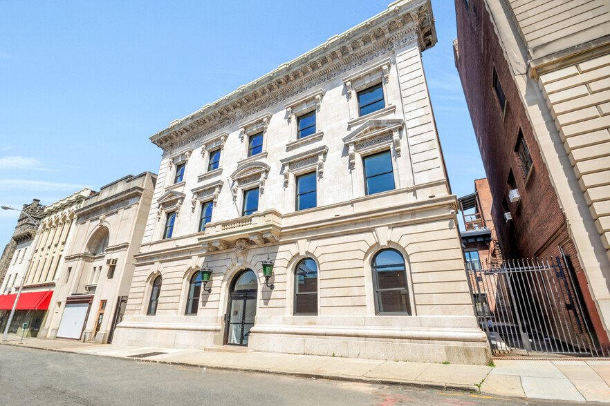 111 Washington St, Paterson, NJ en alquiler - Foto del edificio - Imagen 1 de 31