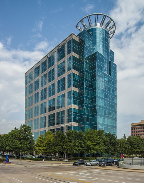 15455 Dallas Pky, Addison, TX en alquiler - Foto del edificio - Imagen 3 de 13