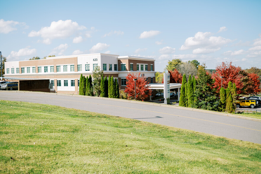 633 Brookdale Dr, Statesville, NC en alquiler - Foto del edificio - Imagen 3 de 12