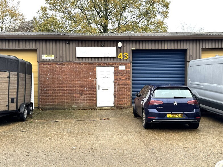 Blue Chalet Industrial Estate, West Kingsdown en alquiler - Foto principal - Imagen 1 de 4