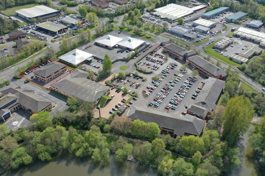 10 Phoenix Way, Birchgrove en alquiler - Vista aérea - Imagen 2 de 6