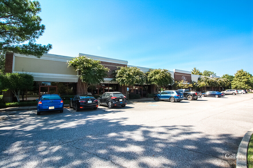 1682 Shelby Oaks Dr N, Memphis, TN en alquiler - Foto del edificio - Imagen 1 de 6