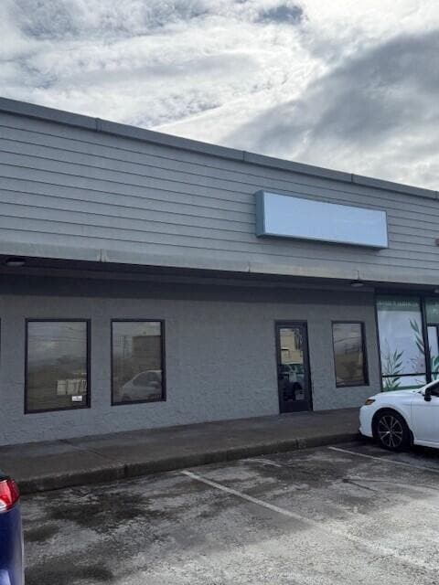 7334 Crater Lake Hwy, White City, OR en alquiler Foto del edificio- Imagen 1 de 12