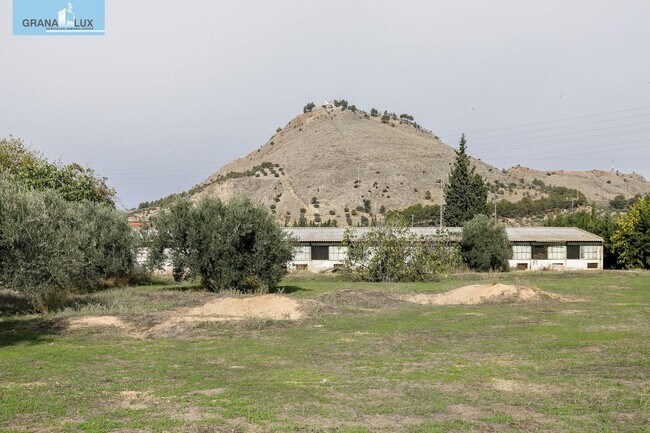 Más detalles de Camino del Albarrate, 6, Atarfe - Terreno en venta