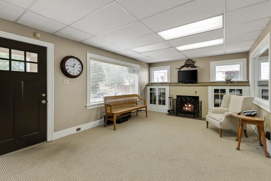 1742 NE 43rd Ave, Portland, OR en venta - Foto del interior - Imagen 3 de 28