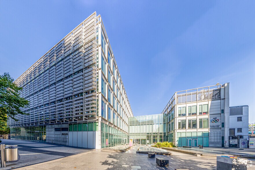 Wood Ln, London en alquiler - Foto del edificio - Imagen 2 de 12