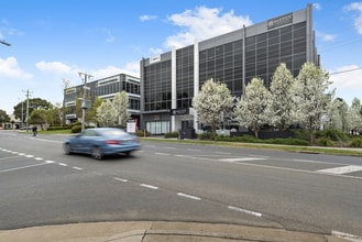 2 Brandon Park Dr, WHEELERS HILL en alquiler Foto del edificio- Imagen 1 de 12