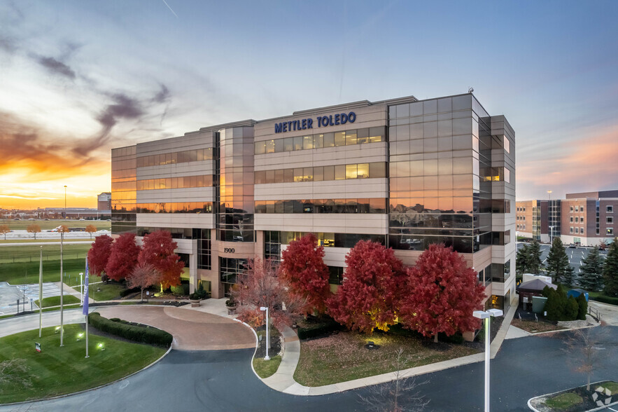 1900 Polaris Pky, Columbus, OH en alquiler - Foto del edificio - Imagen 1 de 6