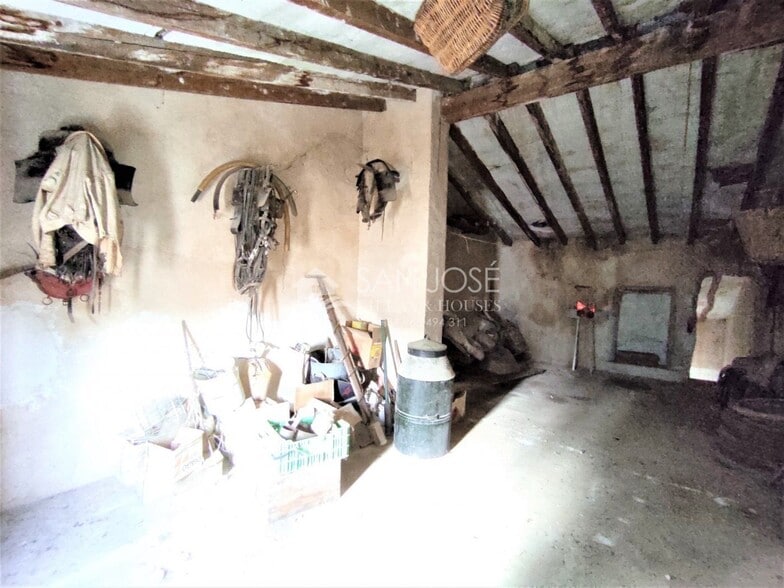 Nave en Algueña en venta - Foto del edificio - Imagen 3 de 4