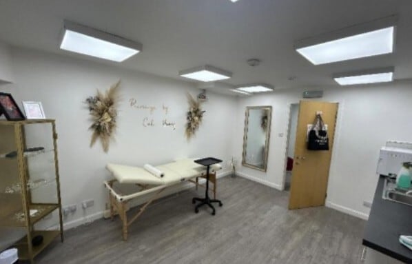 8-24 Union St, Inverness, HLD IV1 1PL - Unidad 12&14 -  - Foto del interior - Image 1 of 6