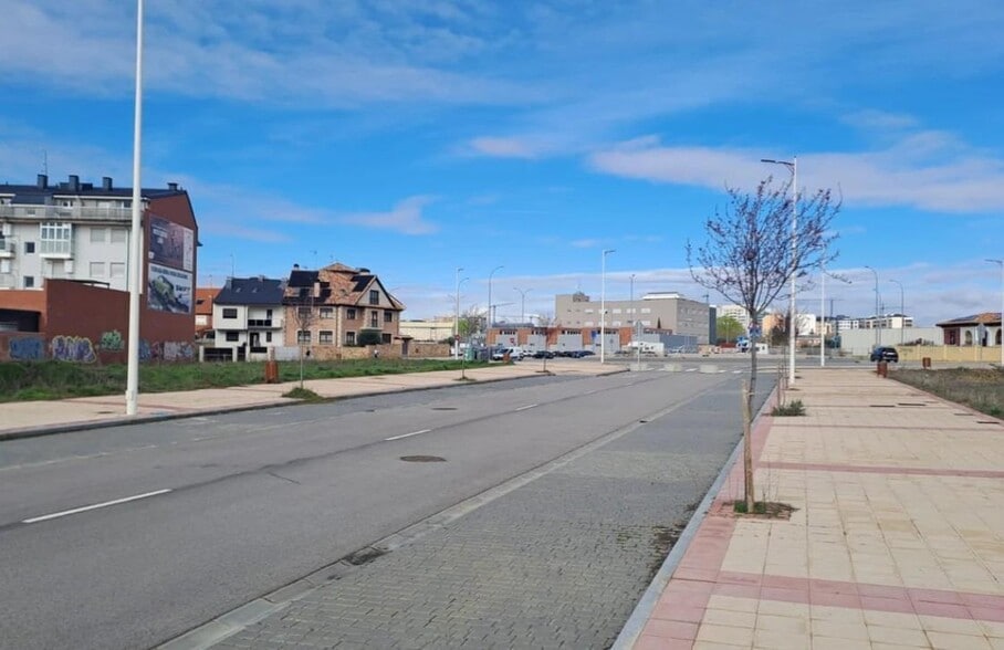 Terreno en León, León en venta - Foto del edificio - Imagen 2 de 3