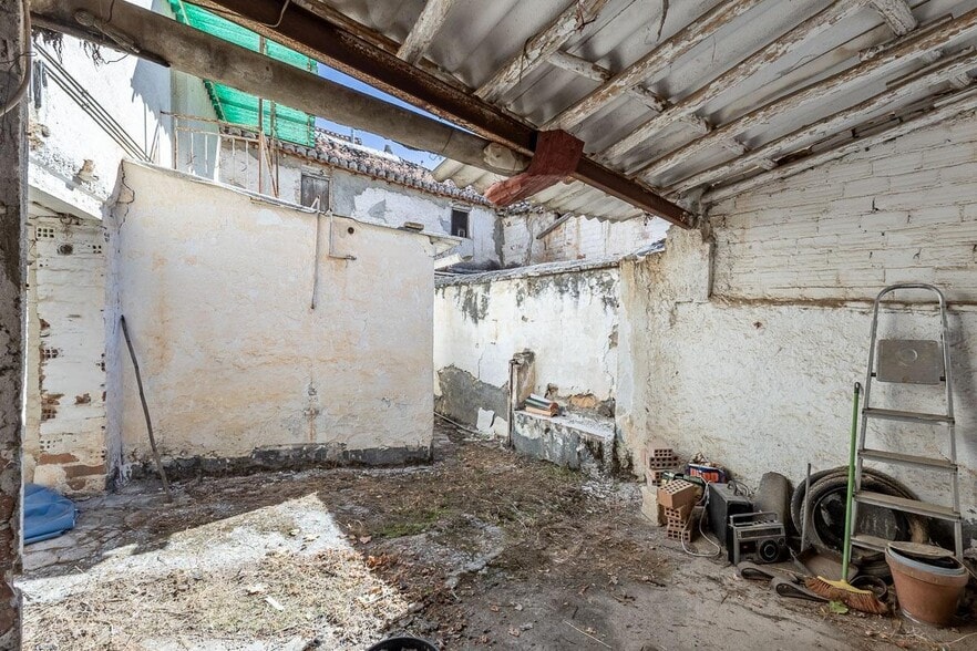 Terreno en Ogíjares, Granada en venta - Foto del interior - Imagen 3 de 19
