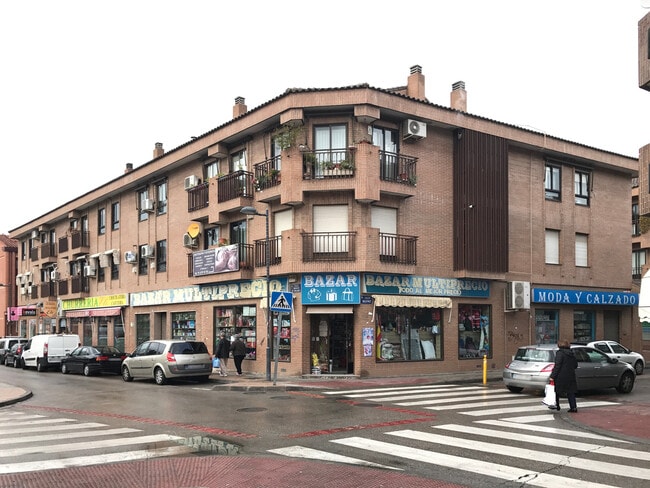 Más detalles de Calle Beatriz, 1, Mejorada del Campo - Local en alquiler