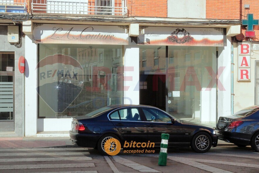Local en Zamora en venta - Foto del edificio - Imagen 3 de 19