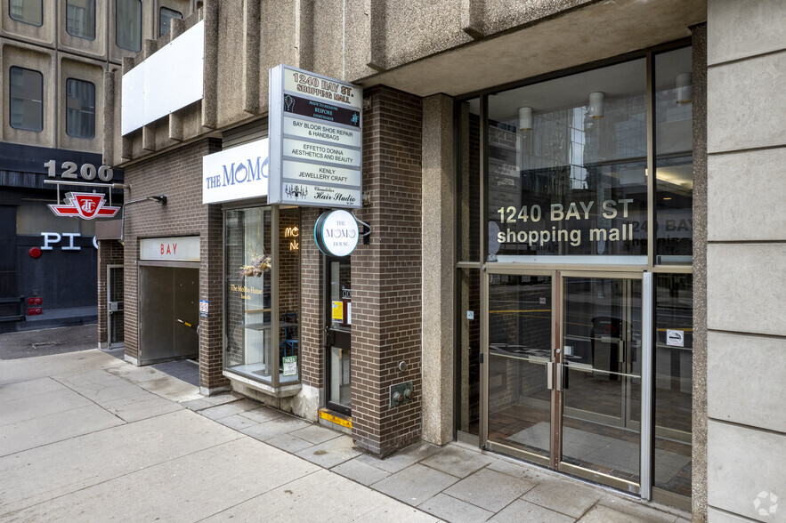 1240 Bay St, Toronto, ON en alquiler - Foto del edificio - Imagen 3 de 5