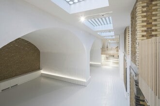 22 Vine Hl, London en alquiler Foto del interior- Imagen 2 de 3