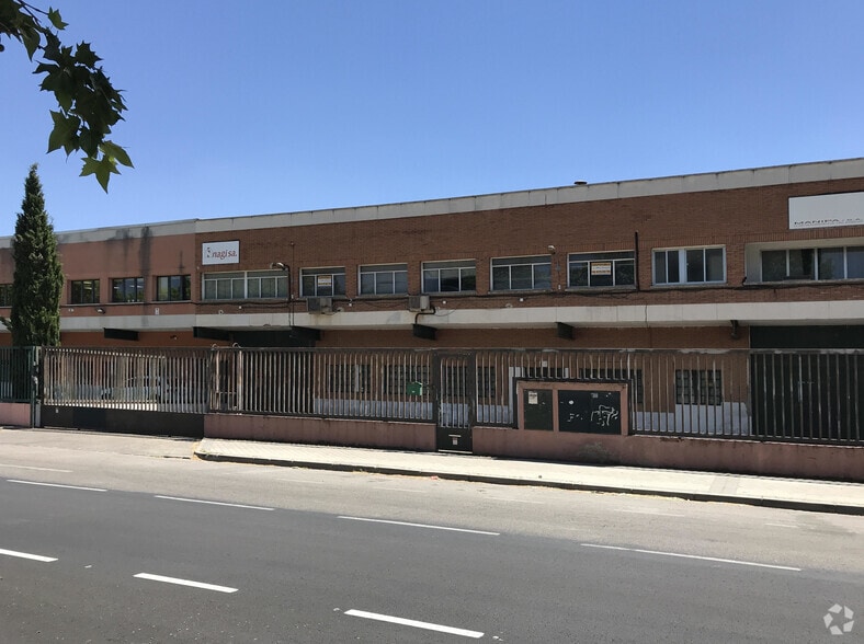 Nave en Torrejón de Ardoz, Madrid en alquiler - Foto del edificio - Imagen 2 de 2