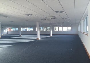 5 Mondial Way, Hayes en alquiler Foto del interior- Imagen 1 de 1