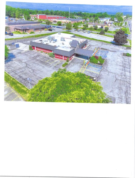 2255 South Rd, Poughkeepsie, NY en venta - Foto del edificio - Imagen 3 de 11